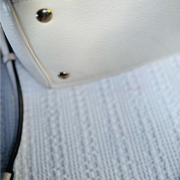 Coach White Leather Satchel with Detachable Strap - Picture 8 of 15